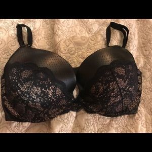 Victoria’s Secret bra